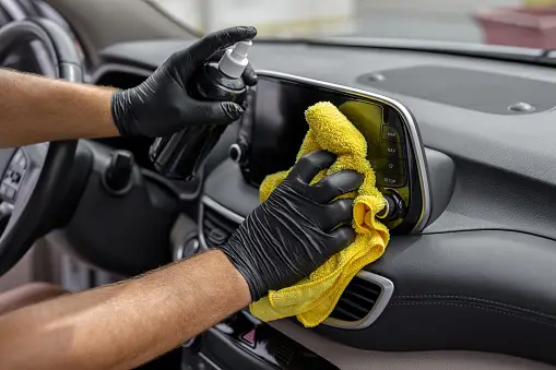 Interior-Cleaning